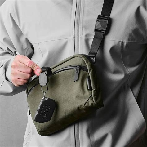 Alpaka Flight Sling Bag - Axoflux Blue | Modern Quests