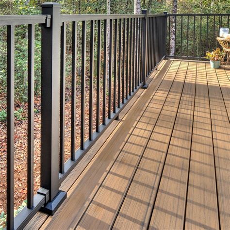 Trex Signature 6-ft x 36-in Charcoal Black Aluminum Deck Rail Kit ...