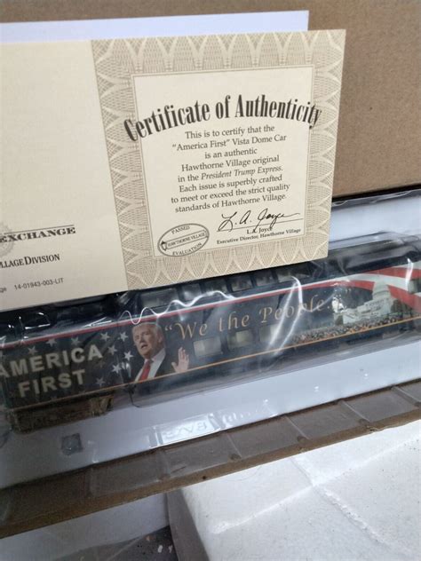 Bradford Exchange Trump Train Set (20 of 21 Cars Issued Plus 66 Feet of ...