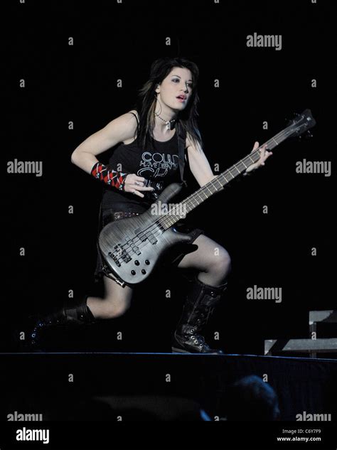 Emma anzai band sick puppies hi-res stock photography and images - Alamy