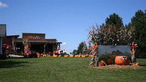 Kingsway Pumpkin Farm | Visit Canton