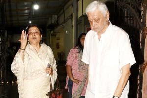 Bollywood celebs at Moushumi Chatterjee’s daughter’s last rites