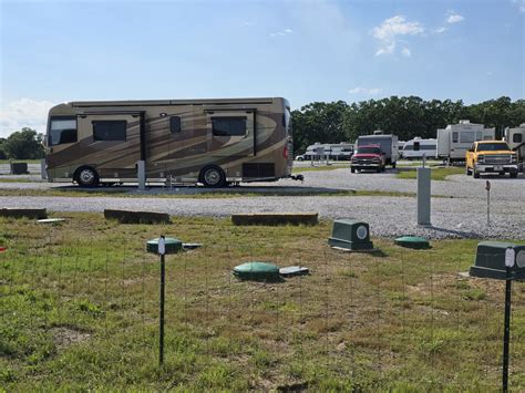 Cavanal View RV Park - Poteau, OK