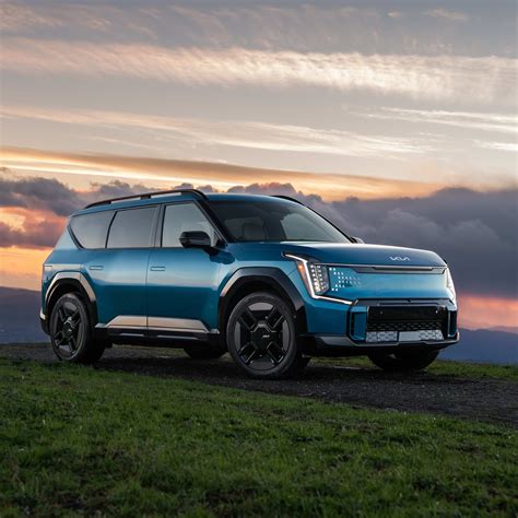 Toyota Unveils V8 GR Supra for 2026 Supercars Season - Autoblog