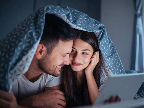 5 Classic Romantic Movies For Creating The Perfect Date Night | Femina.in