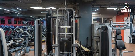 Fitness First Connaught Place, Hamilton House Club, Delhi | Gym in Delhi