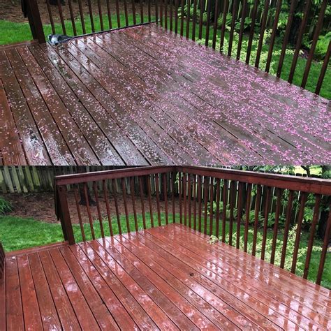 Wood deck cleaning before and after - Camelot Pressure Washing