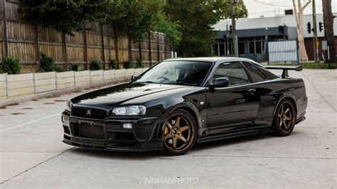 black Nissan Skyline GT-R Nissan Skyline GT-R R34 V-Spec II Nür ...