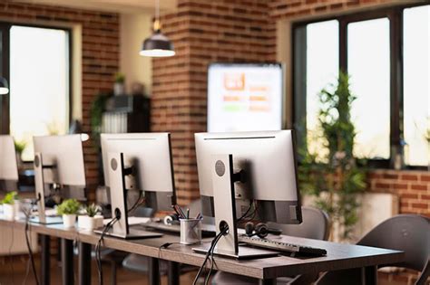 Dikshak IT Solutions - Data Centre, Office Space Leasing & IT Services