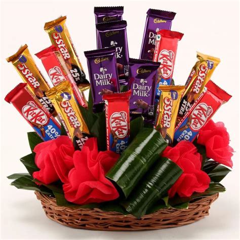 Buy Dream Choco Basket Online - YuvaFlowers