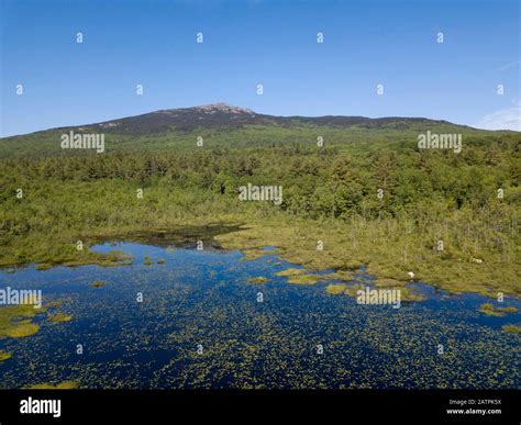 Mount Monadnock and Perkins Pond, Jaffrey, New Hampshire, USA Stock Photo - Alamy
