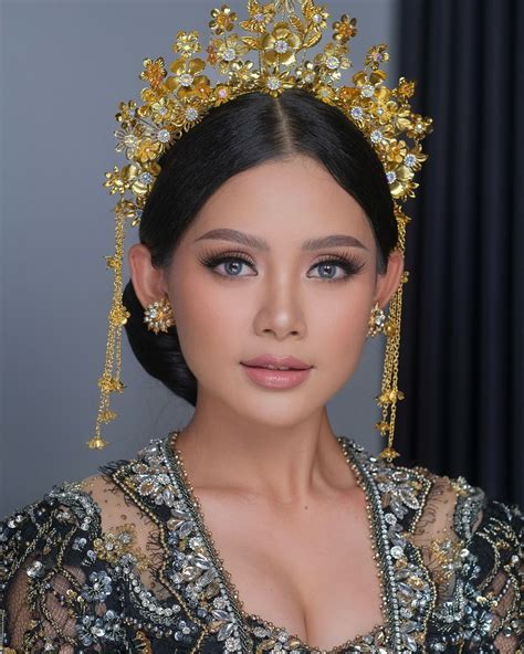 Kencono Ayu Studio on Instagram: "hi ! Kencono Ayu is here, you can just call me Ayu. aku adalah ...