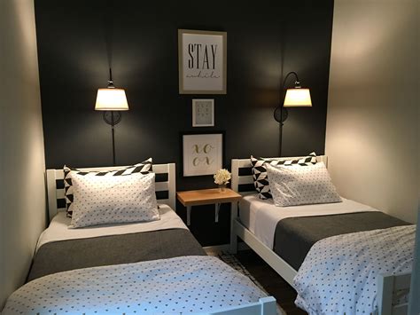 Small Guest Room with Two Twin Beds