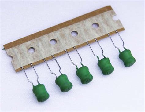 220 uH 1A Kondansat&ouml;r Tipi Bobin