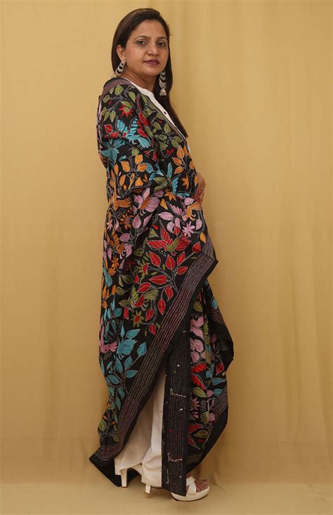 Hand Embroidered Black Kantha Silk Dupatta - Exquisite Design