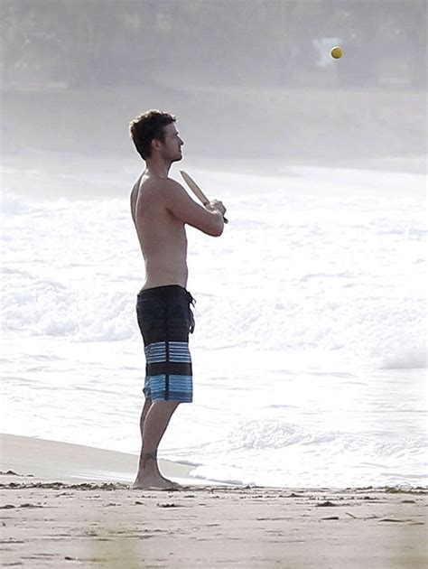 Justin Timberlake Shirtless Runner Runner