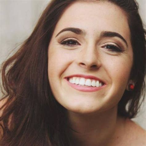 Kelly Crapa - LETRAS.COM (1 canción)