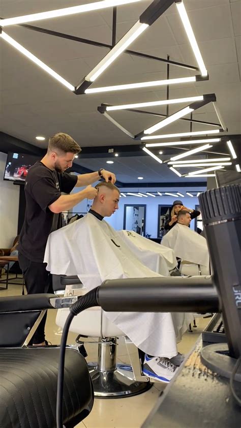 Фото та відеозйомка "The Vibe Barbershop" - Mast Agency