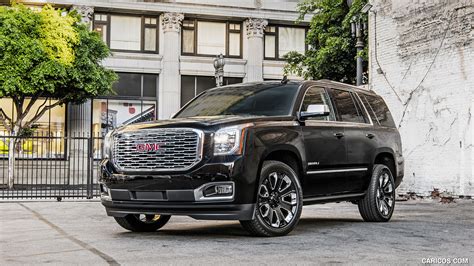 GMC Yukon Denali Ultimate Black Edition | 2018MY