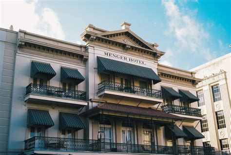 Discover America's Most Haunted Hotels for a Hair-Raising Experience
