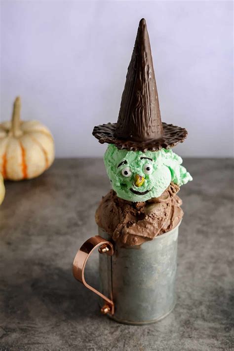 Halloween witch ice cream sundaes – Artofit