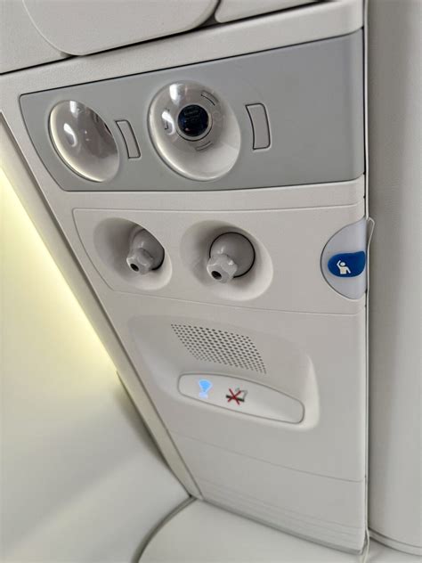 Flight Review: Breeze Airways Airbus A220-300 Ascent Class – PVD-MYR ...