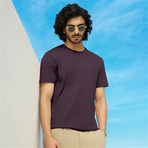 Iconique Supima Cotton T-shirt Plum Wine – XYXX Apparels