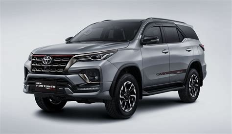 Toyota Fortuner Terbaru Dirilis, Harga Tembus Setengah Miliar - Carmudi