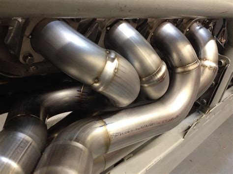 PRI Tech: Stepped Pipes vs. Straight PipesPerformance Racing Industry