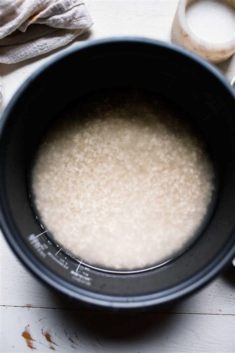 How to Make Sushi Rice in a Rice Cooker