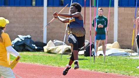 Bethanie Jean-Philippe - 2022-23 - Women's Track and Field - UMass ...
