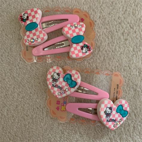 Hello kitty hair clips - Depop