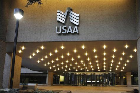 USAA requiring employees to indicate if they’ve received COVID-19 vaccine