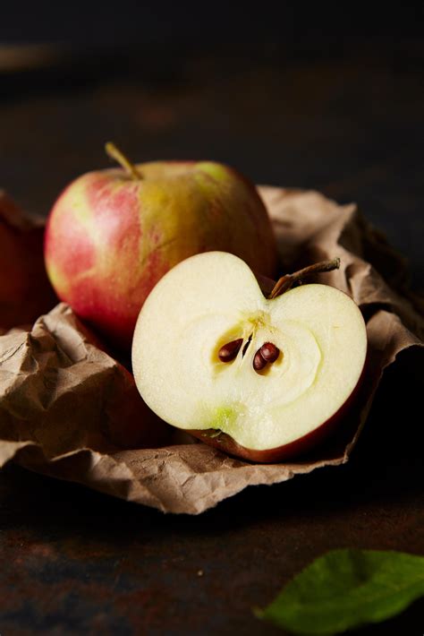 How to Plant Apple Seeds from Grocery Store Apples Is a Fun Project ...