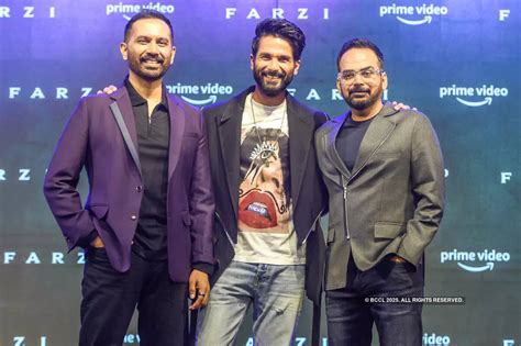 Shahid Kapoor and Vijay Sethupathi arrive in style at the trailer ...