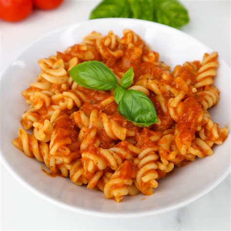 Spicy Pasta Sauce Recipe - Make your own spicy pasta sauce