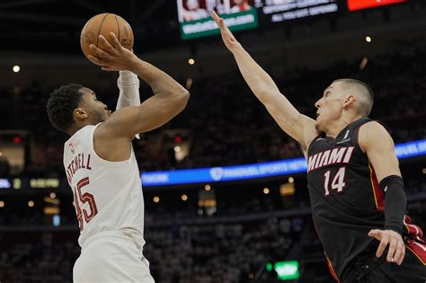 Miami Heat vs. Cleveland Cavaliers FREE LIVE STREAM: Watch Game 3 ...