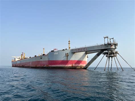 United Nations starts removal of oil from decaying tanker in Red Sea ...