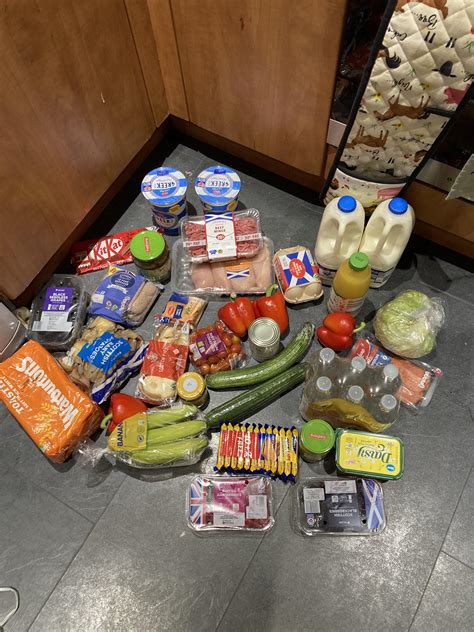 Saw the $42 dollar post before so I had to show what £40 pounds gets ...