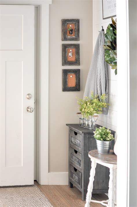 25+ Real-life Mudroom and Entryway Decorating Ideas by Bloggers | Home ...