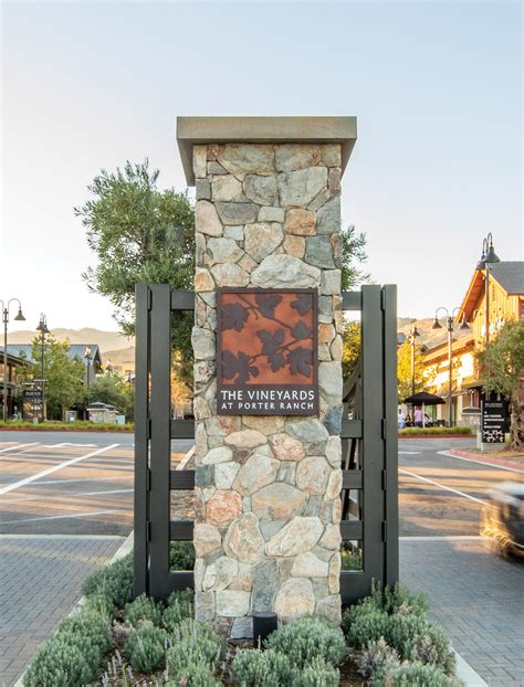 Vineyards at Porter Ranch · RSM Design