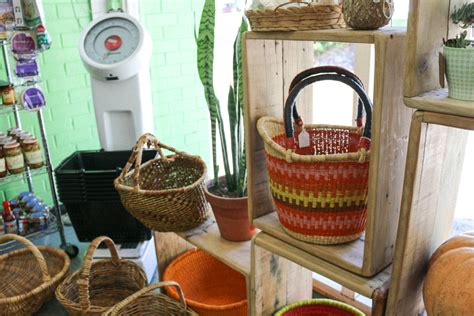 Buy Local and Eco-Friendly Products 的图像结果