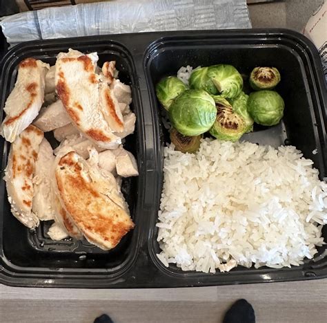 Calories for 100 grams of rice, some veggies, and a chicken breast? : r ...
