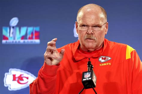 What did Andy Reid say to Chiefs during Super Bowl LVII halftime ...