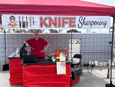 Sharpening On-Site at Long Beach Marina Shipyard Crafts Fair, The Arts ...