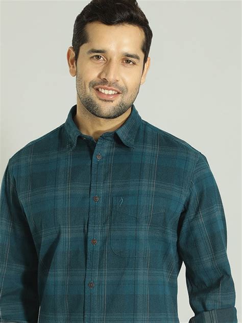 Buy Men Checked Full Sleeve Cotton Shirt Online | Indian Terrain