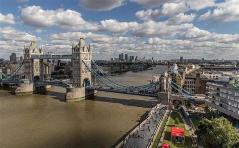 From ‘biologically dead’ to chart-toppingly clean: how the Thames made ...