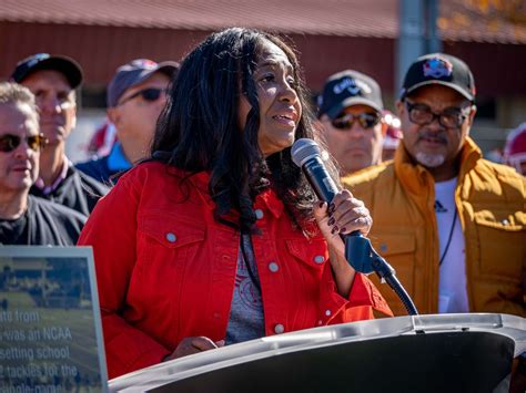 Returning To The Nest – Alumni - Montclair State University