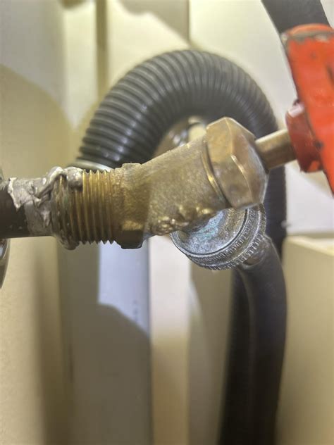 Valve leak : r/Plumbing