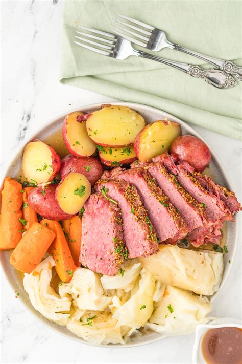 Instant pot corned beef and cabbage - vamain